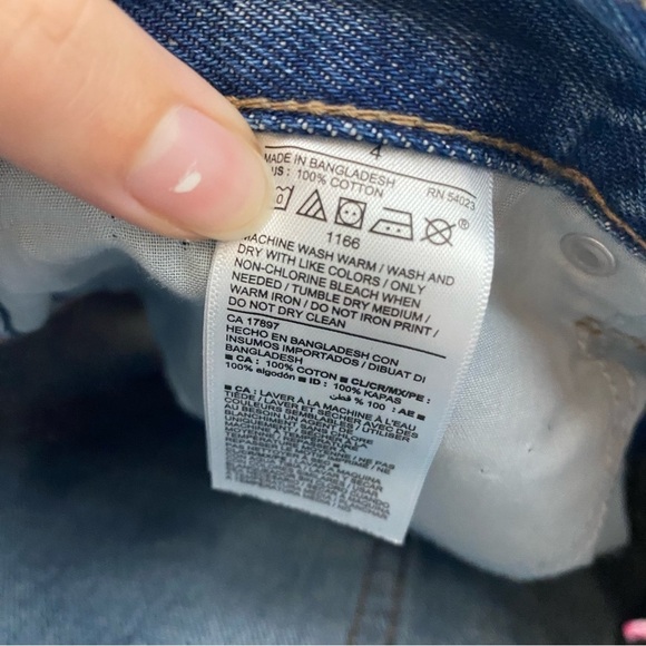 Old Navy Raw Hem Fray Denim Jean shorts - Picture 4 of 4